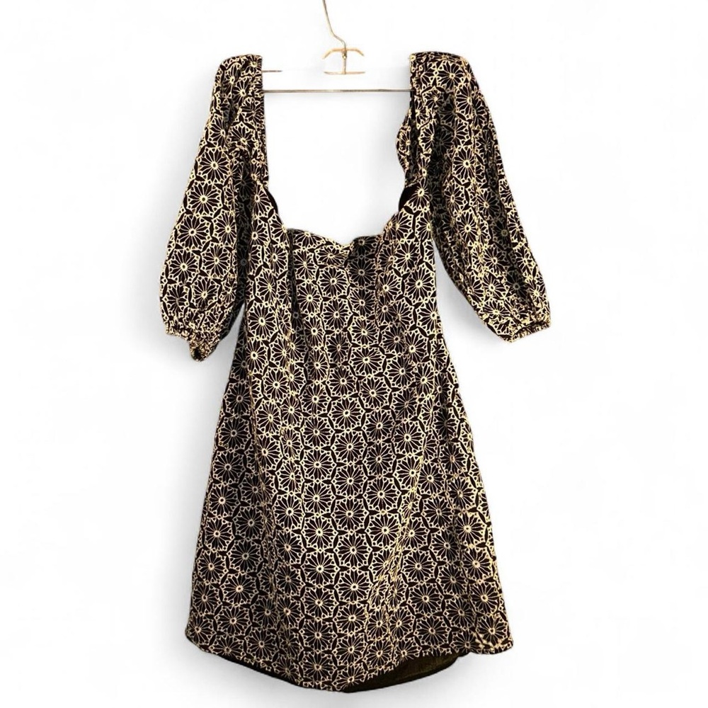 Showpo Black And White Floral Dress With Puffy Sleeve Size 16